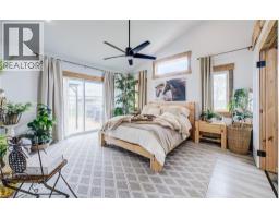 1372 CONC 8 TOWNSEND - 28