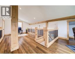 1372 CONC 8 TOWNSEND - 34