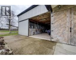 1372 CONC 8 TOWNSEND - 40