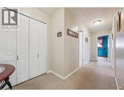 3 INADALE Court - 17