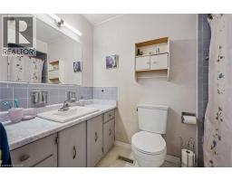 3 INADALE Court - 21