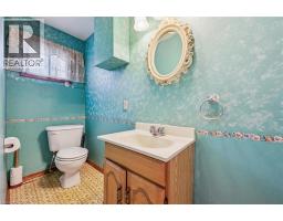 3 INADALE Court - 33