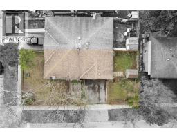 3 INADALE Court - 43