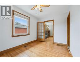 543 PHILIP Crescent - 18