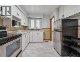 543 PHILIP Crescent - 24