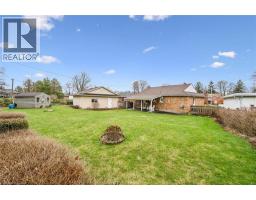 543 PHILIP Crescent - 39