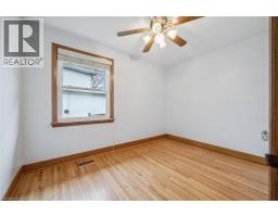 543 PHILIP Crescent - 9