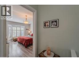 19 SOMERSET Drive UnitNo. 16 - 20