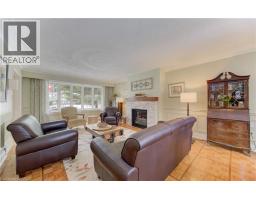 514 COLONIAL Drive - 25