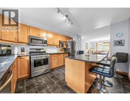 19 PRINCESS Street W - 11