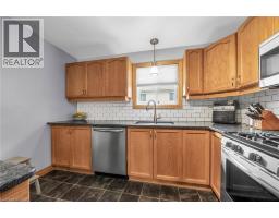 19 PRINCESS Street W - 13