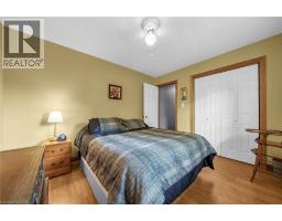 19 PRINCESS Street W - 21