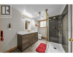 19 PRINCESS Street W - 28