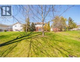 19 PRINCESS Street W - 36