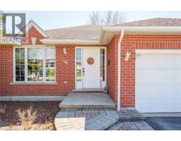 19 PRINCESS Street W - 4