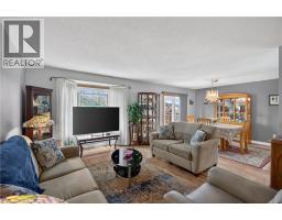 328 MACCRAE Drive - 12