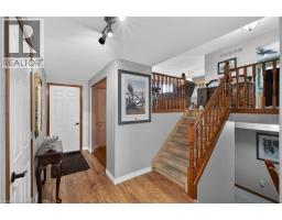 328 MACCRAE Drive - 8