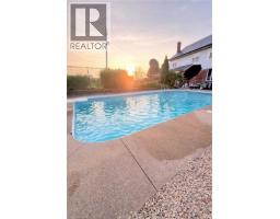 38 GLEN ABBEY Court - 44