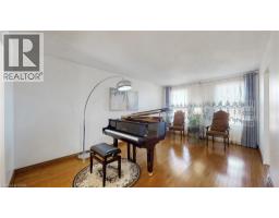 330 GUELPH Avenue - 11