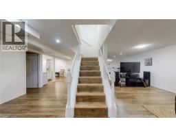 330 GUELPH Avenue - 36