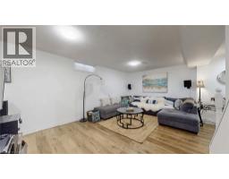 330 GUELPH Avenue - 38