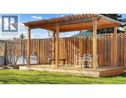 330 GUELPH Avenue - 48