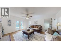 330 GUELPH Avenue - 6