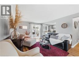 160 CARTER Crescent - 3