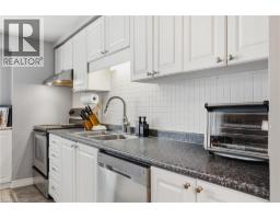 160 CARTER Crescent - 6