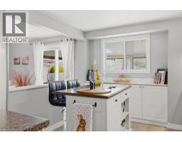 160 CARTER Crescent - 8