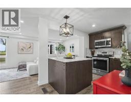 7 WYCLIFFE Place - 9