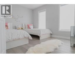 1133 UPPER THAMES Drive - 19