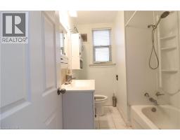 80 ROSEVIEW Avenue - 17