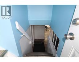 80 ROSEVIEW Avenue - 21