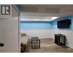 80 ROSEVIEW Avenue - 27