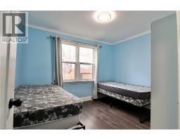 80 ROSEVIEW Avenue - 8