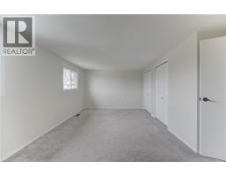 34 FOREST GLEN Court - 20