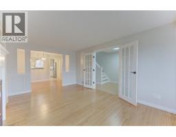 34 FOREST GLEN Court - 8