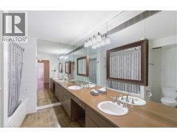 20 BERKLEY Road UnitNo. 702 - 32