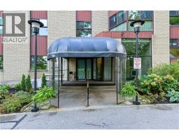 20 BERKLEY Road UnitNo. 702 - 4