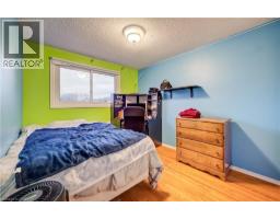 20 WESTMOUNT Mews - 18