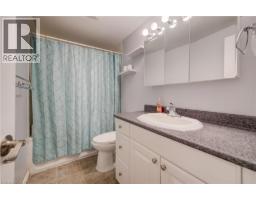 20 WESTMOUNT Mews - 20