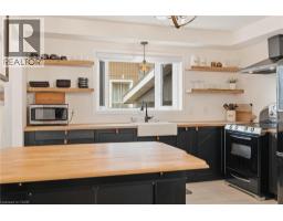 260 BINNING Street W - 12