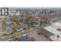 260 BINNING Street W - 42