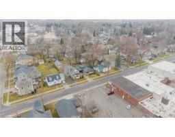 260 BINNING Street W - 43