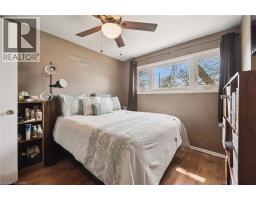 18 CLOSE Avenue - 20