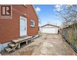 18 CLOSE Avenue - 36