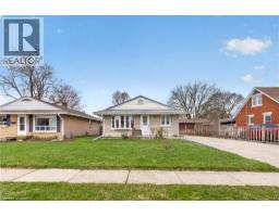 507 PHILIP Crescent - 3