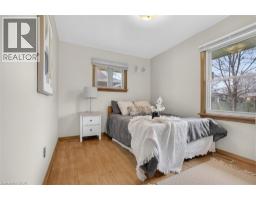 507 PHILIP Crescent - 33