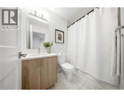 51 SPARROW Avenue UnitNo. 15 - 34